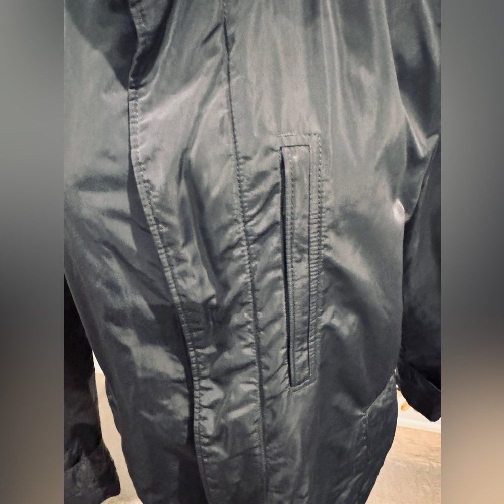 Pre-Owned authentic HUGO BOSS - Picture 3 of 15
